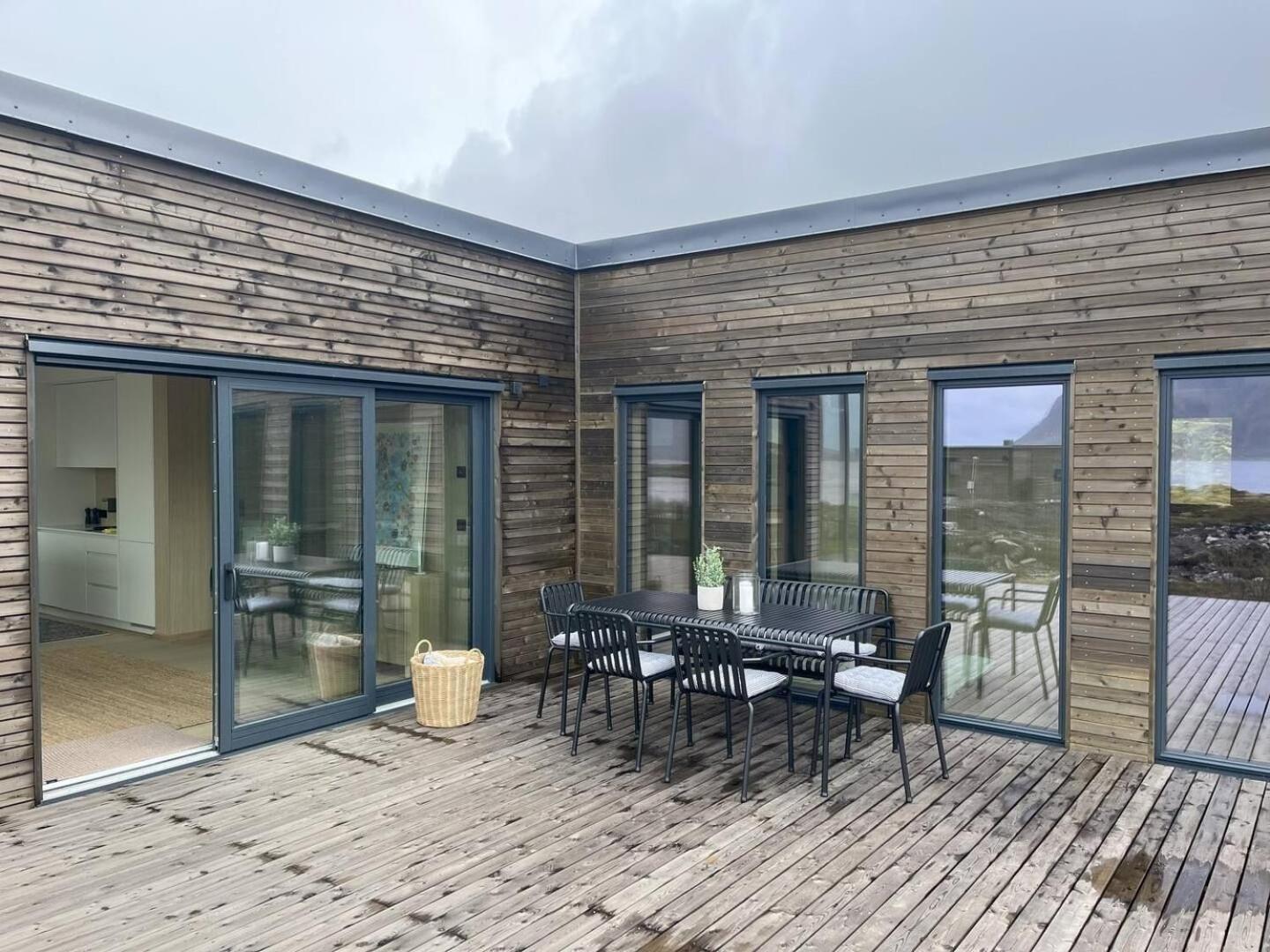 Med Jacuzzi, Summer&winter Retreat * Lyngvaeret