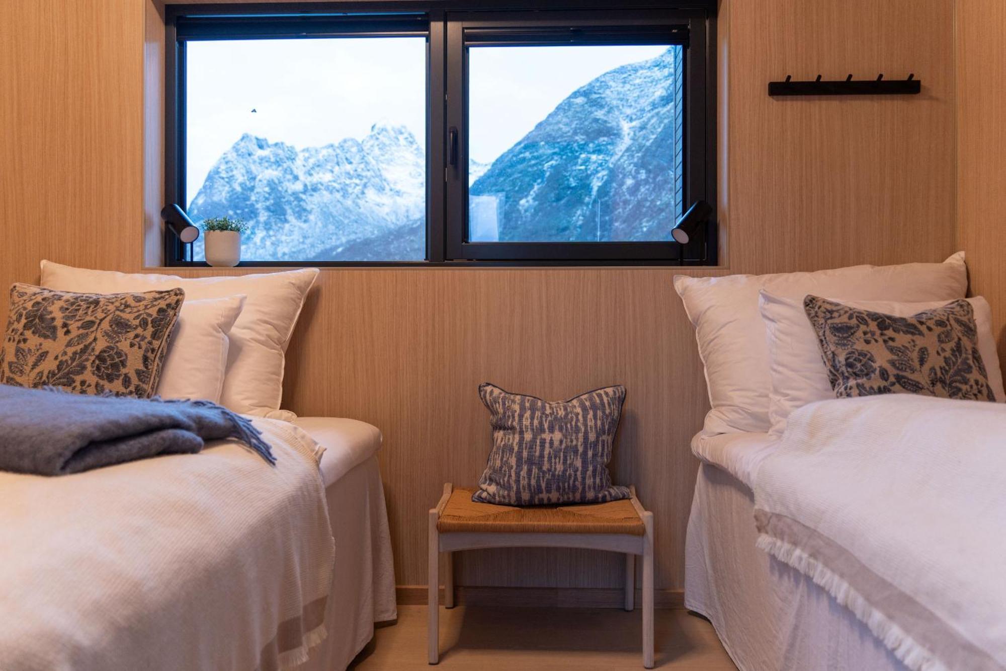 Holiday home Med Jacuzzi, Summer&winter Retreat